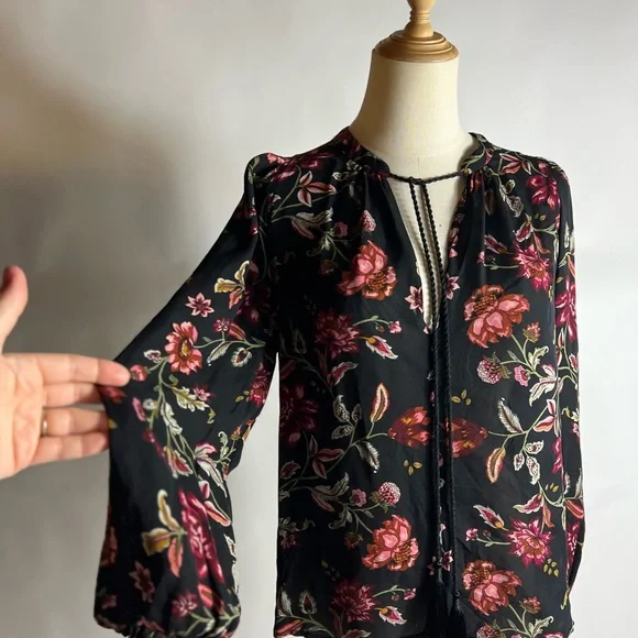 ALC Silk Red Black Tie Neck Flowy Blouse - Picture 3 of 7